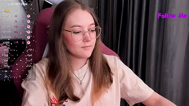 Snapshot of bunny_bubble chatting on 02.23.26 bunny bubble online show from 02.23.26