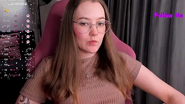 Snapshot of bunny_bubble chatting on 02.25.26 bunny bubble online show from 02.25.26