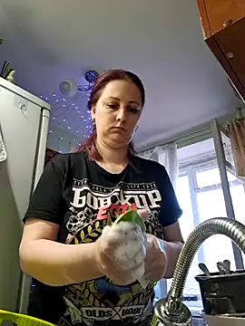 Sakura Green online show from 03.13.26