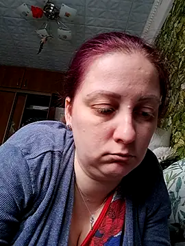 Sakura Green online show from 04.07.26