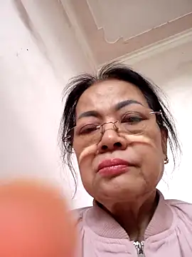 Hotestlove online show from 03.19.25