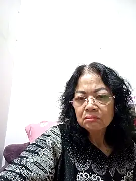 Hotestlove online show from 03.21.25