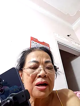 Hotestlove online show from 09.24.25