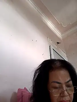 Hotestlove online show from 11.22.25