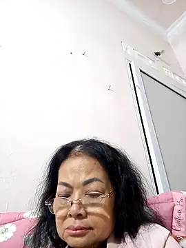 Hotestlove online show from 12.05.25