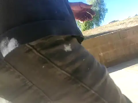 Snapshot of Crackkers chatting on 12.10.24 Crackkers online show from 12.10.24