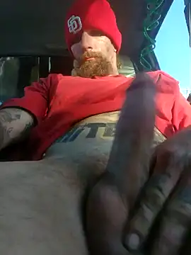 Snapshot of Crackkers chatting on 01.02.25 Crackkers online show from 01.02.25