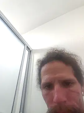 Snapshot of Crackkers chatting on 02.27.25 Crackkers online show from 02.27.25