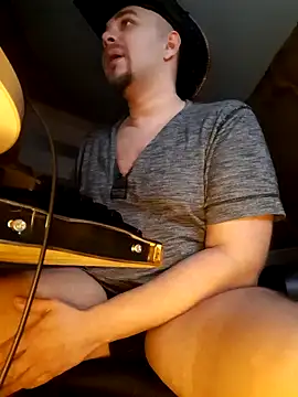 Foxyshaved online show from 12.09.24