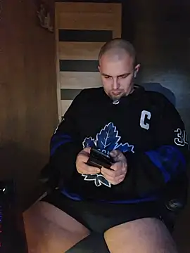 Foxyshaved online show from 10.09.25