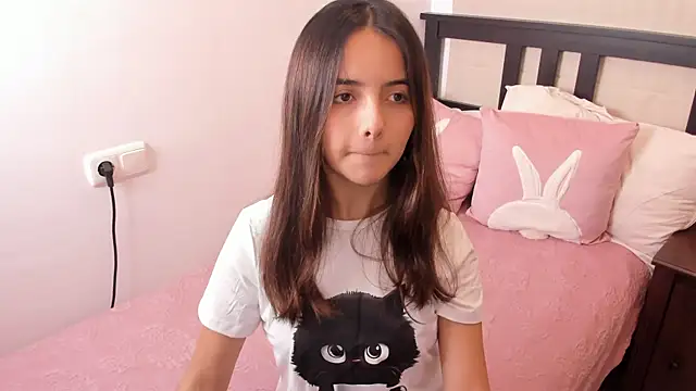Raychell Black online show from 02.10.25