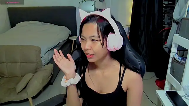 Kana G online show from 01.23.25