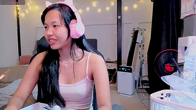 Kana G online show from 02.07.25