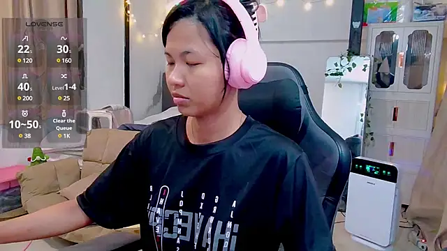 Kana G online show from 02.21.25