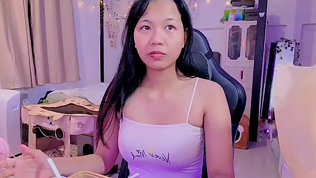 Kana G online show from 03.11.25