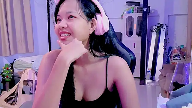 Kana G online show from 03.20.25