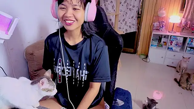 Kana G online show from 10.03.25