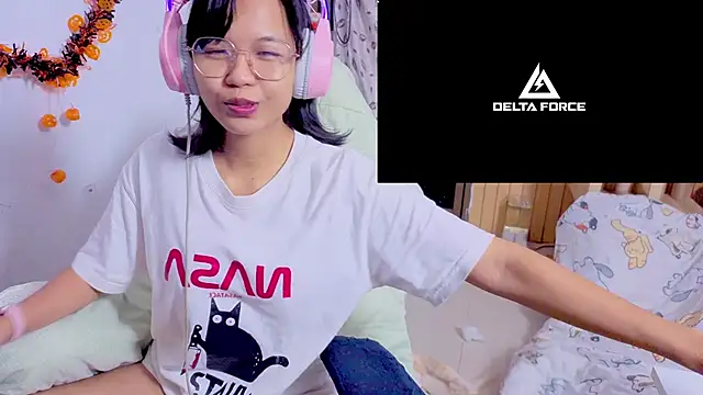 Kana G online show from 10.28.25