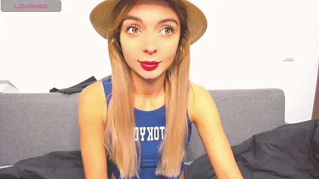  ellen meow  online show from 12.05.24