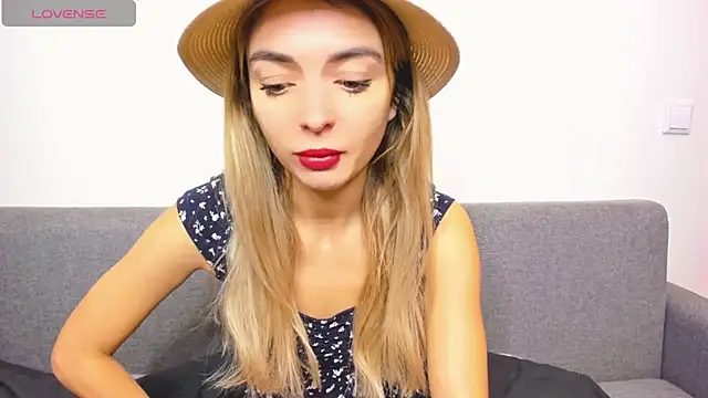  ellen meow  online show from 12.15.24