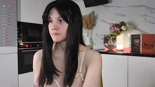 MaryCoopeer online show from 01.11.25