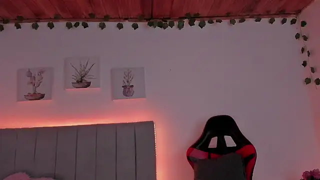  janiis online show from 01.07.26