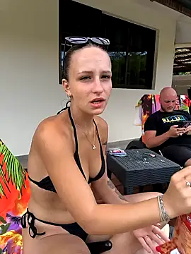 emma4xxx online show from 02.08.25