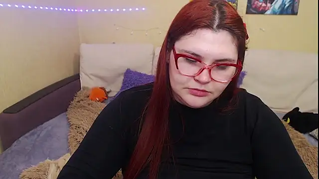 JuliaKeln online show from 02.27.25