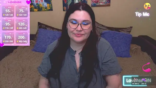 JuliaKeln online show from 05.30.26