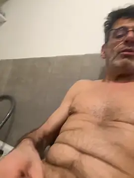 Snapshot of Jujojook chatting on 10.16.25 Jujojook online show from 10.16.25