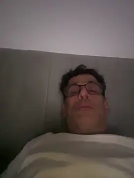 Snapshot of Jujojook chatting on 10.29.25 Jujojook online show from 10.29.25