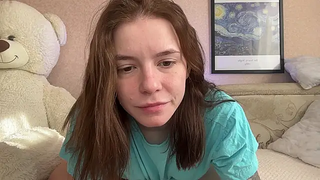 Snapshot of mia___mi chatting on 03.20.25 mia   mi online show from 03.20.25