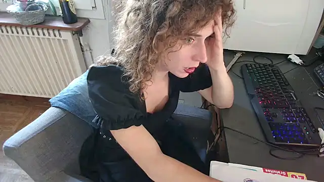 Prxscillia Tx online show from 10.02.25