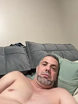 Jhonnygh12 online show from 10.29.25