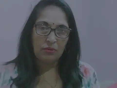 sexy69hotmum online show from 12.14.24