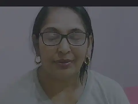 sexy69hotmum online show from 12.18.24