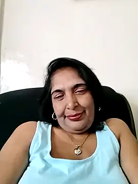 sexy69hotmum online show from 12.22.24