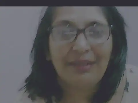 sexy69hotmum online show from 12.30.24
