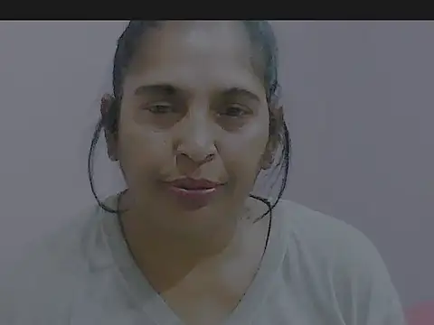 sexy69hotmum online show from 01.01.25