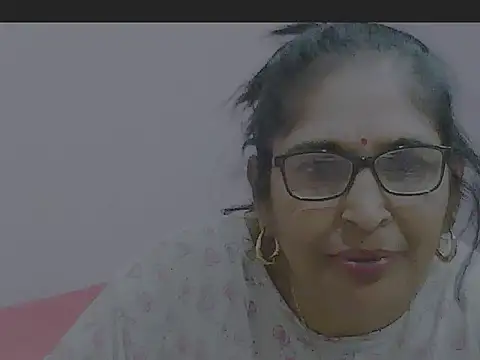 sexy69hotmum online show from 01.10.25