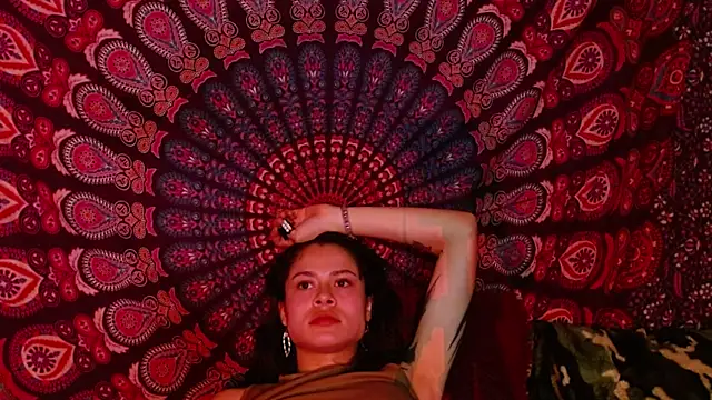 AbbySccott online show from 12.27.24