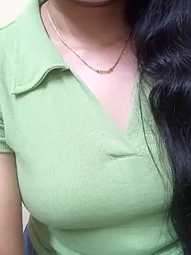 Snapshot of Meghanahyd chatting on 03.05.26 Meghanahyd online show from 03.05.26