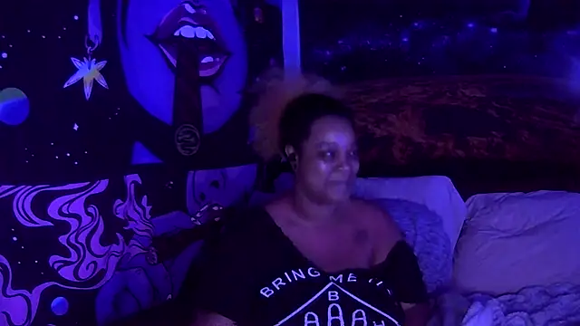 AutumnHart online show from 12.12.24