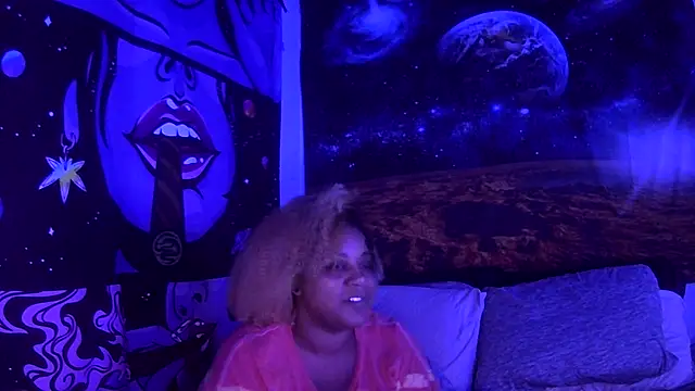 AutumnHart online show from 12.16.24