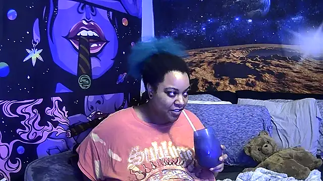 AutumnHart online show from 12.25.24