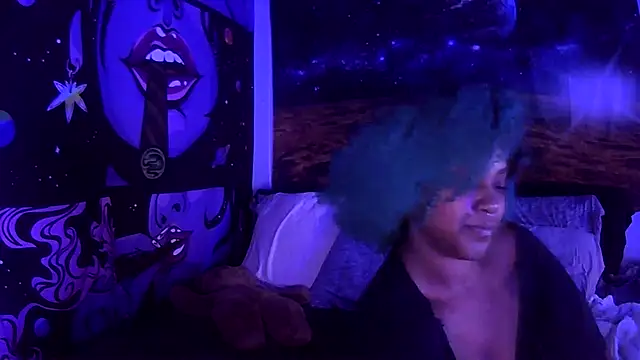 AutumnHart online show from 12.28.24