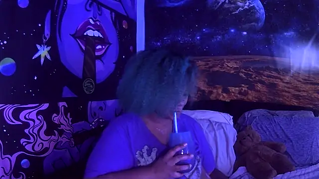 AutumnHart online show from 01.05.25