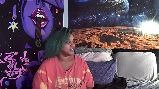 AutumnHart online show from 01.19.25