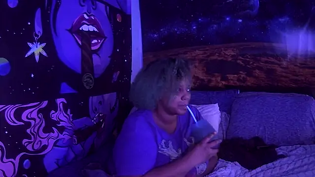 AutumnHart online show from 02.11.25