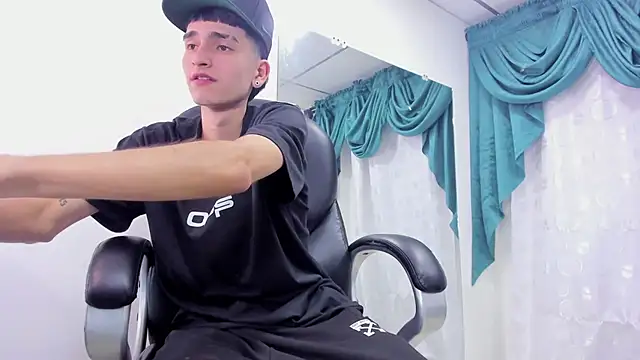 Ethan Booy online show from 12.30.24